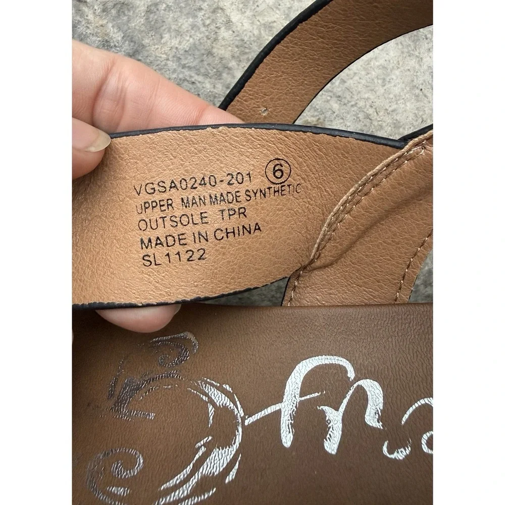 Very G Steffy Tooled Strappy Sandals Women Sz 6 Brown Gladiator Boho Flats